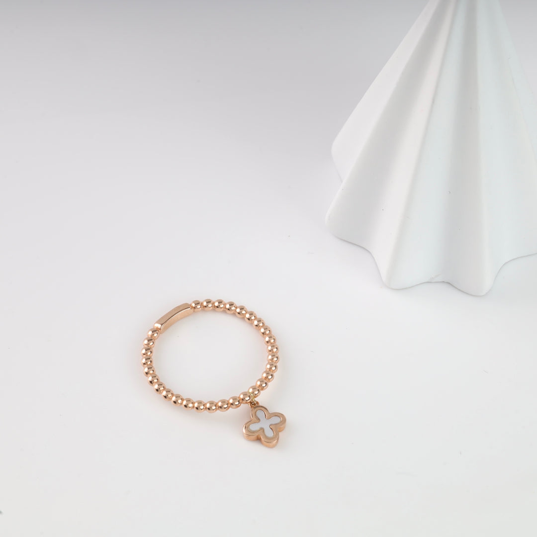 Clover Ring with Mother of pearl charm | 14K Rose Gold (585) - Ukrainian Jewelry