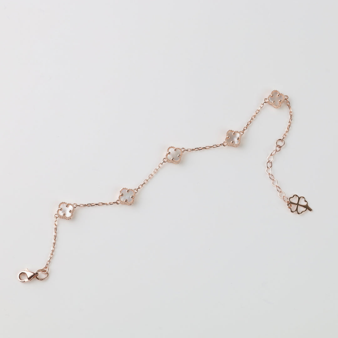 Delicate Clover Bracelet with Mother of Pearl – Rose Gold 585 (14K) - Ukrainian Jewelry