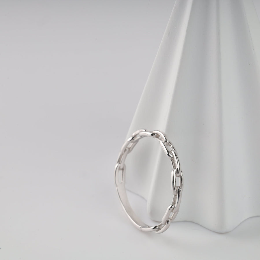 Totally Connected Plain Chain Ring | 14K White Gold (585) - Ukrainian Jewelry