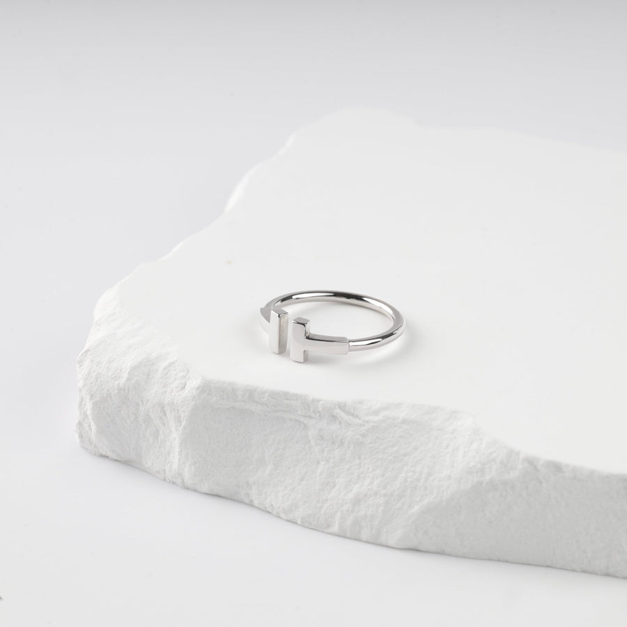 Linea Open Ring | 14K White gold (585) - Ukrainian Jewelry