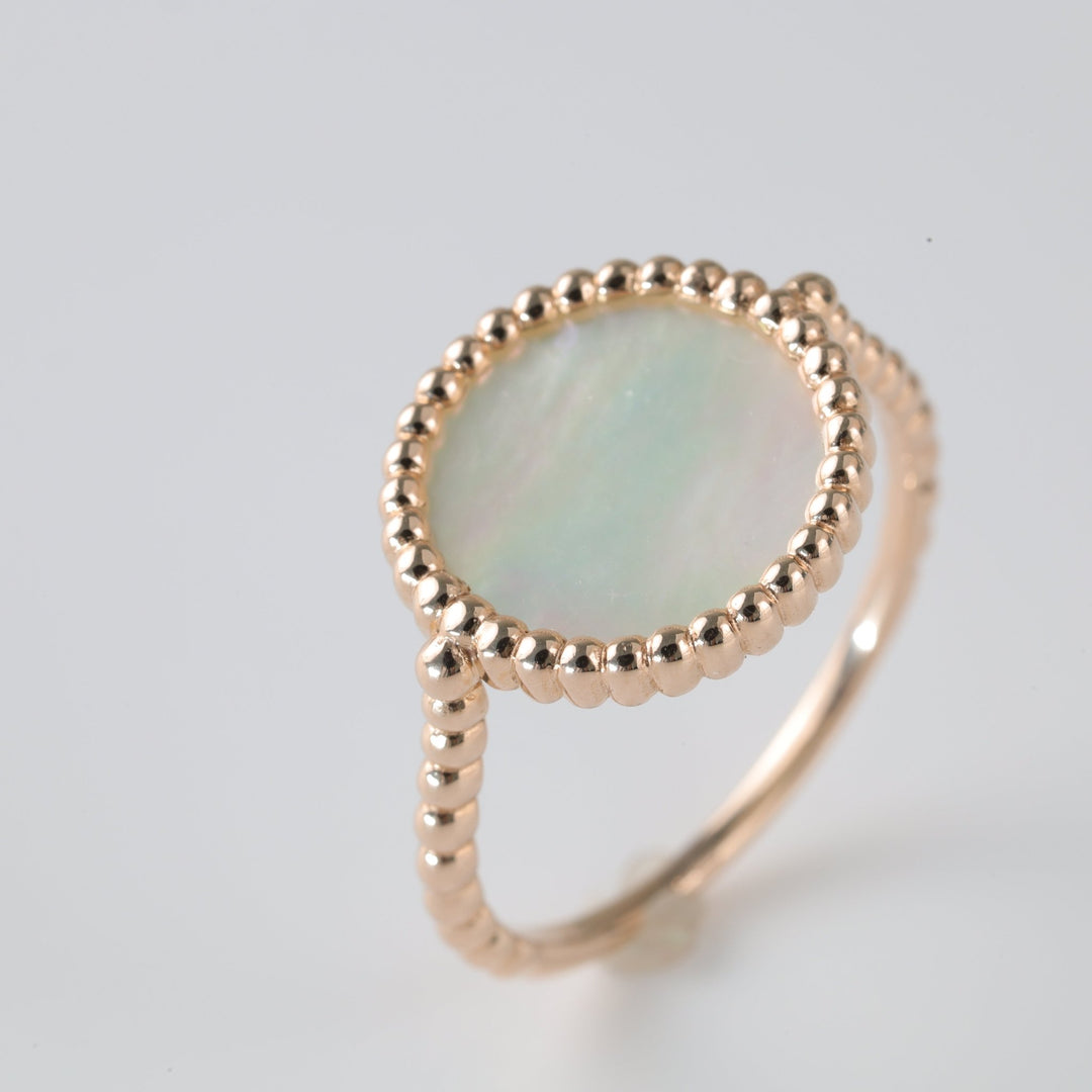 Nature Essence Ring with mother of pearl | 14K Rose Gold (585) - Ukrainian Jewelry