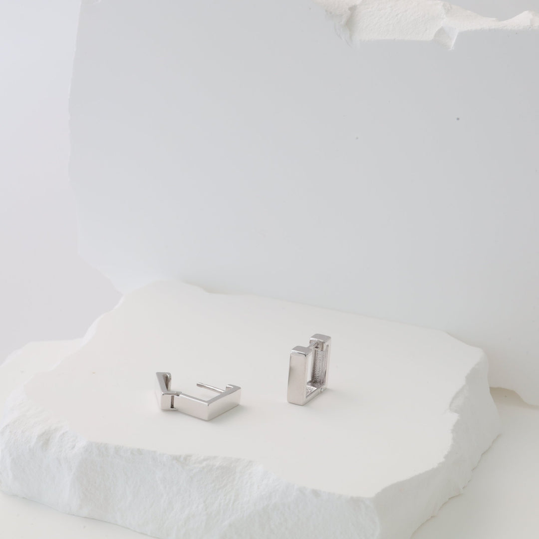 Squares Plain Earrings | 14K White gold (585) - Ukrainian Jewelry
