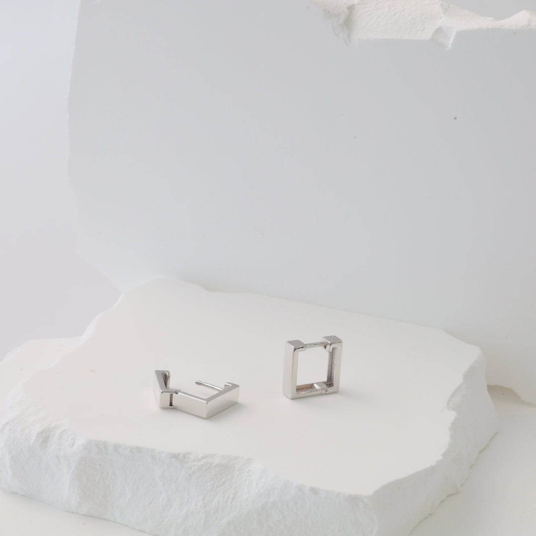 Squares Plain Earrings | 14K White gold (585) - Ukrainian Jewelry