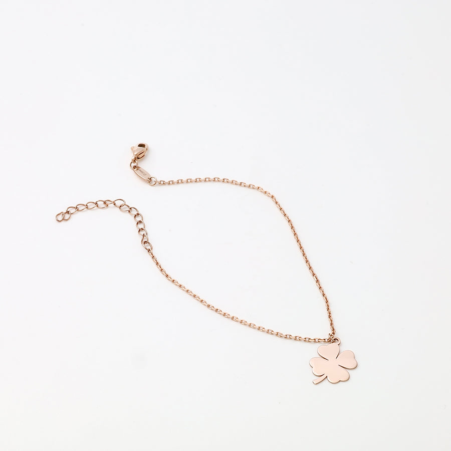 Rose gold 14k gold bracelet with four leaf clover charm, lucky charm jewelry, Ukrainian Jewelry, dainty gold chain bracelet.