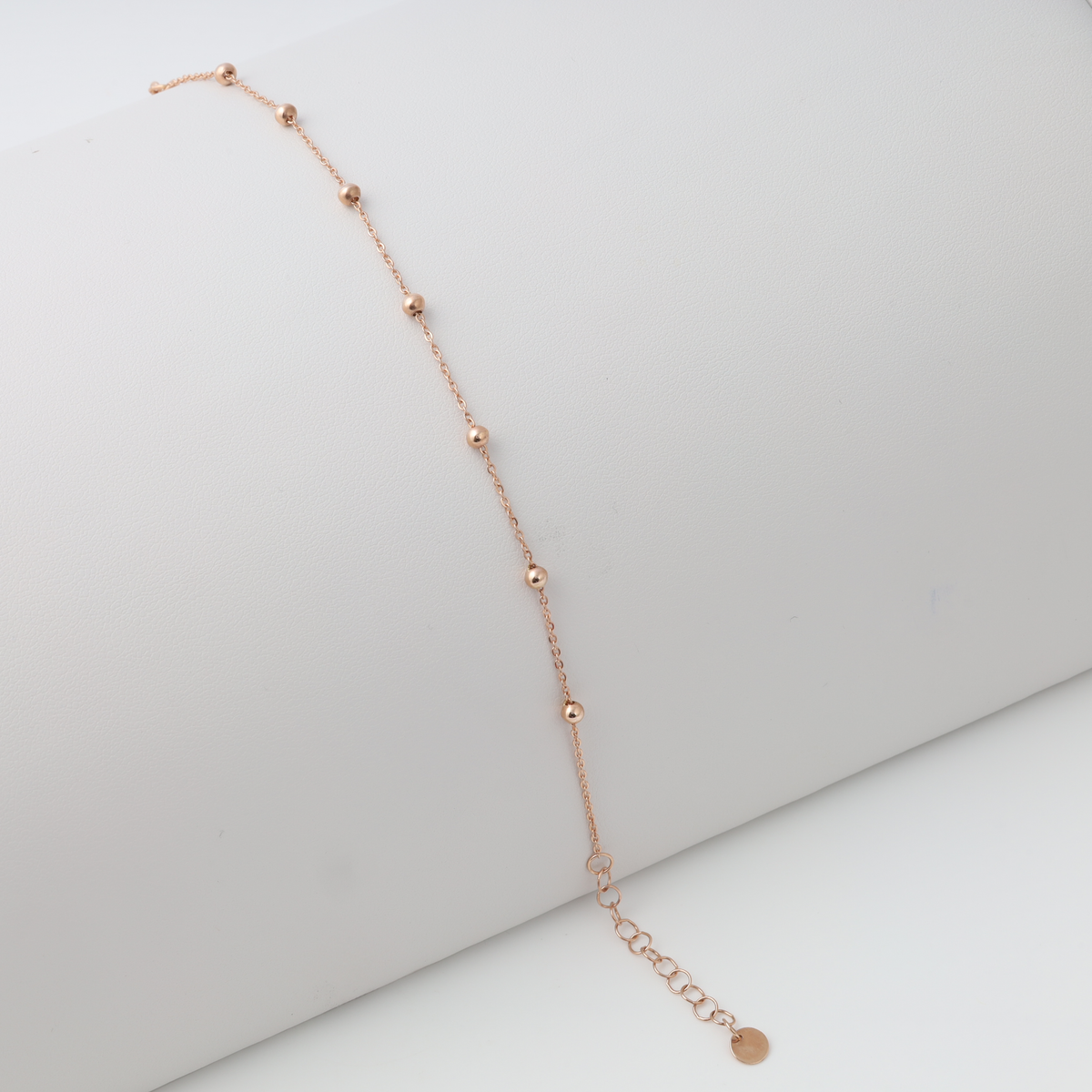 Delicate 14k gold beaded chain bracelet with disc charm on white display, minimalist Ukrainian Jewelry, dainty gold bracelet gift.