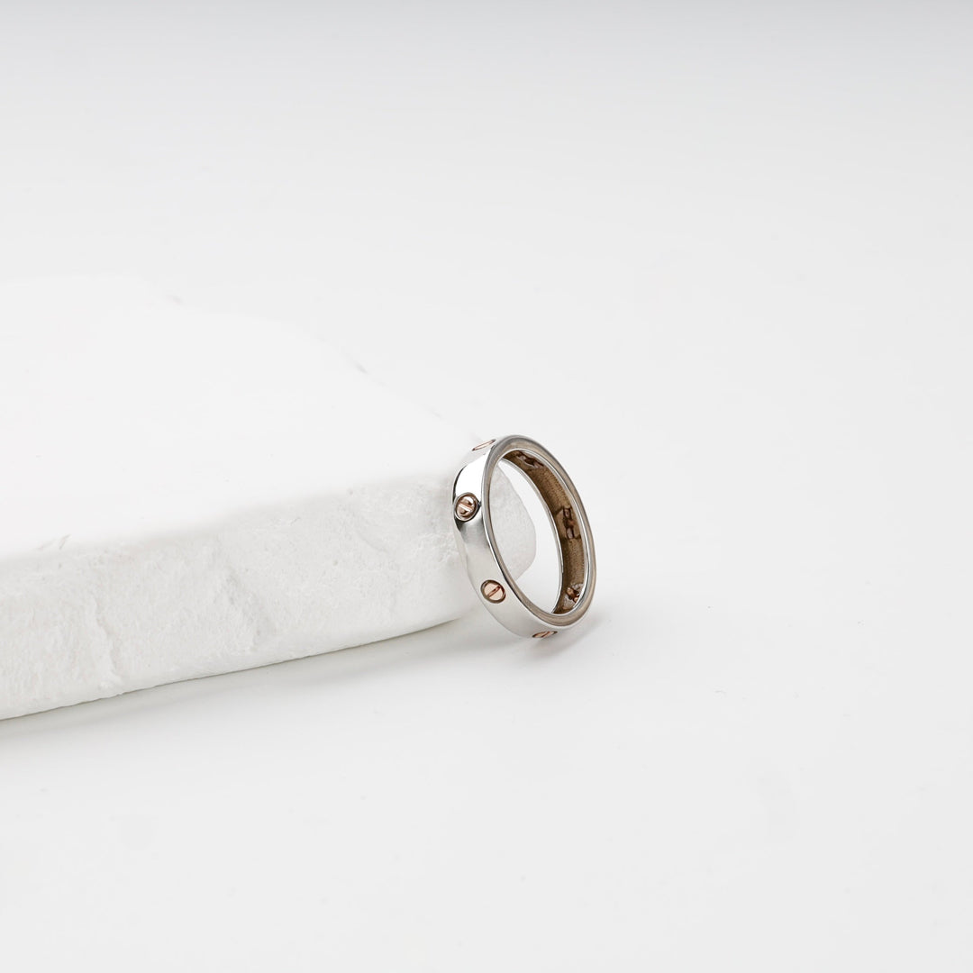 Two-Tone Gold 14K (585) Screw Motif Band Ring | Ukrainian Jewelry