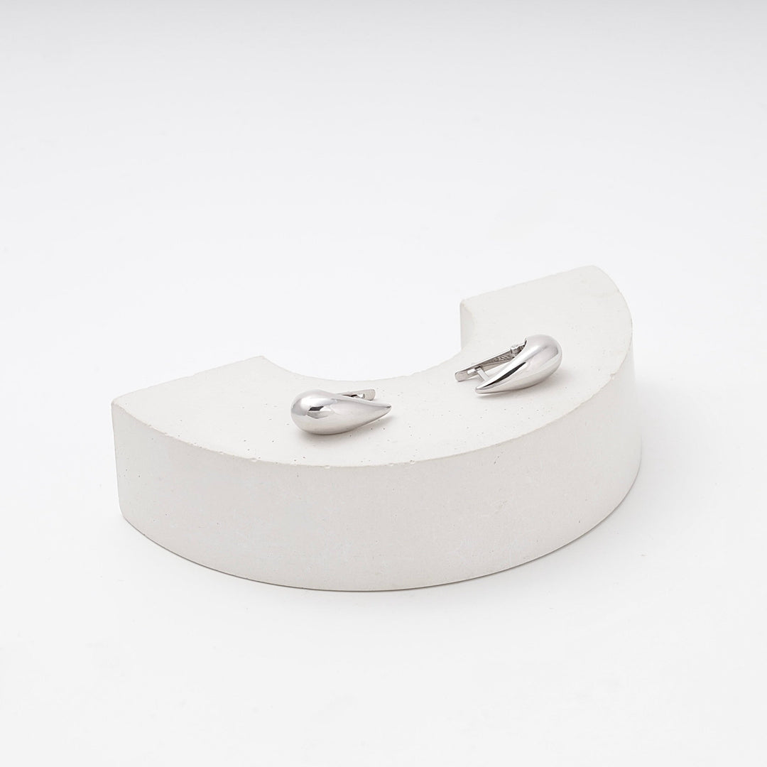 Silver 925 Polished Chunky Teardrop Earrings | Ukrainian Jewelry