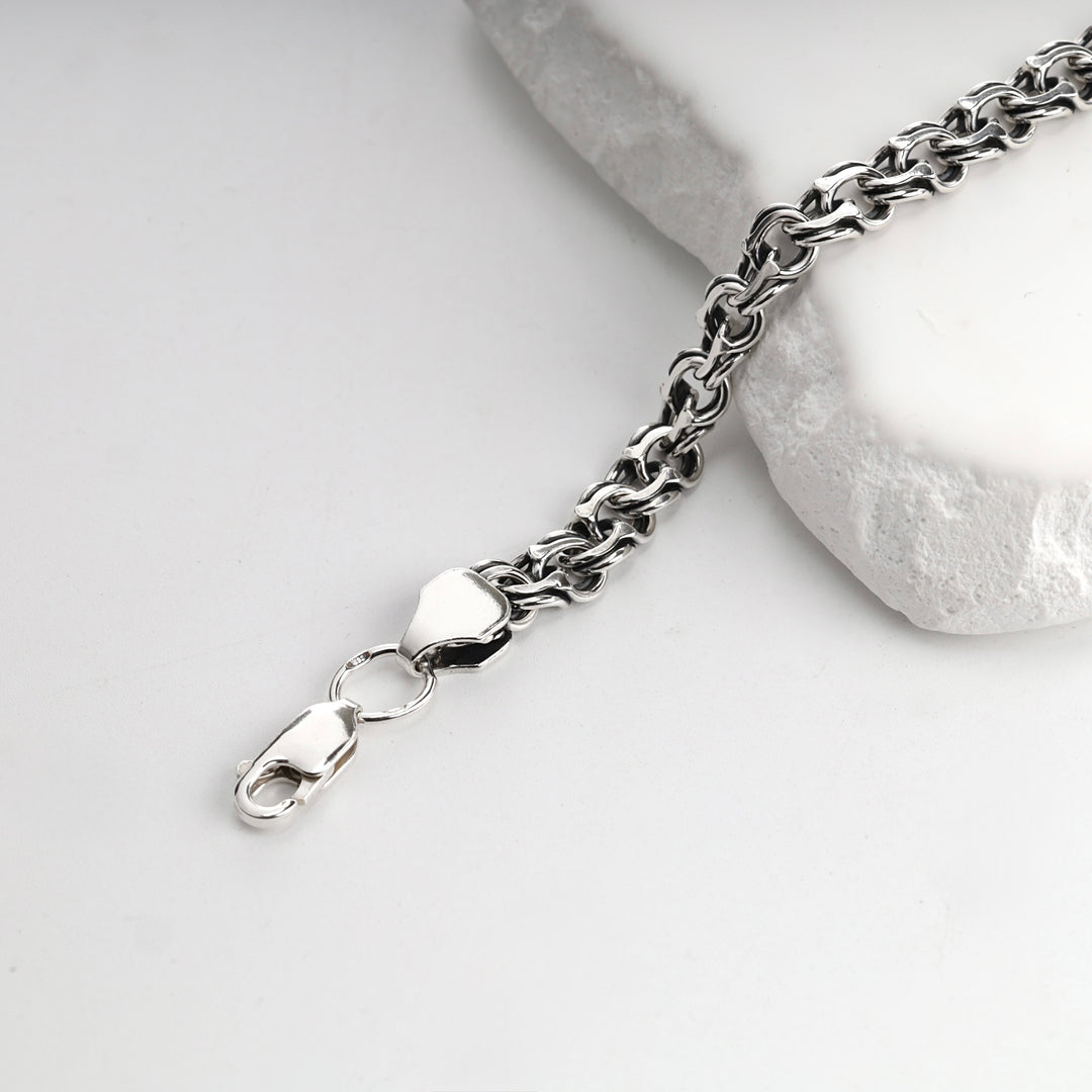 Silver 925 Bismarck bracelet, studio view