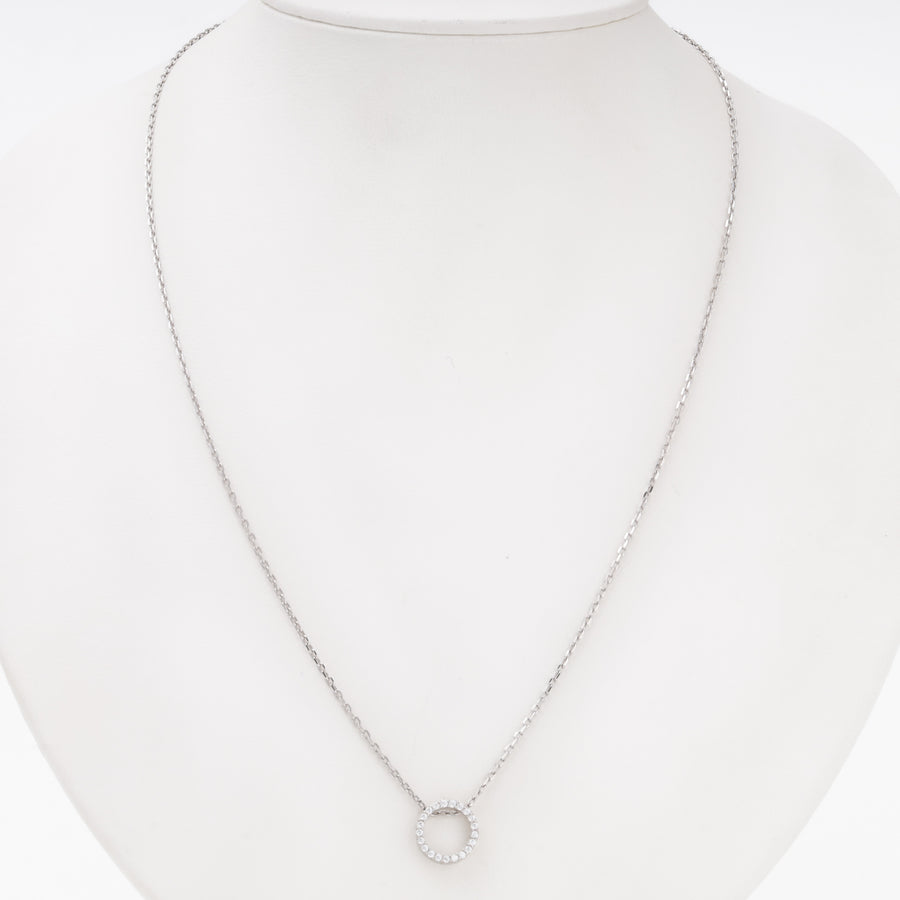 Sterling Silver 925 circle pendant close-up, sparkling cubic zirconia stones — Ukrainian Jewelry