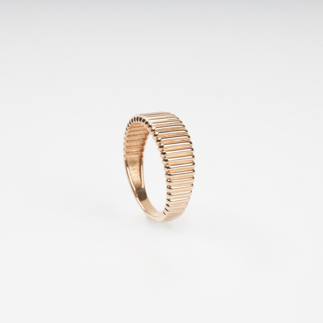 Ribbed Statement Ring 14K (585) Rose Gold | Ukrainian Jewelry