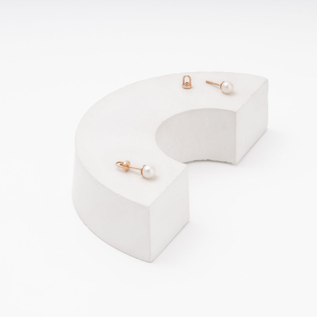 Rose Gold Pearl Stud Earrings, 14K (585) | Ukrainian Jewelry