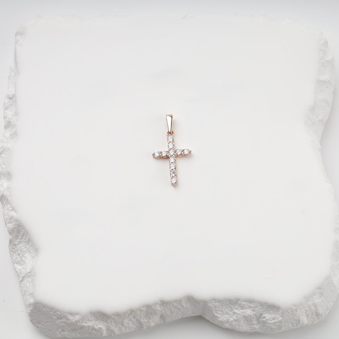 14K rose gold CZ cross pendant, front detail