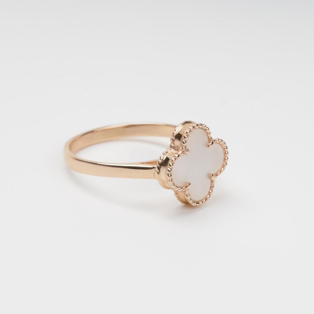 Mother-of-Pearl Clover Ring 14K (585) Rose Gold | Ukrainian Jewelry