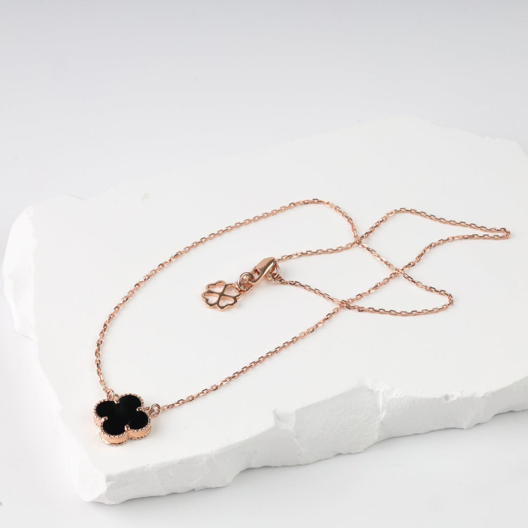 Black Onyx Clover Pendant Necklace 14K (585) Rose Gold | Ukrainian Jewelry