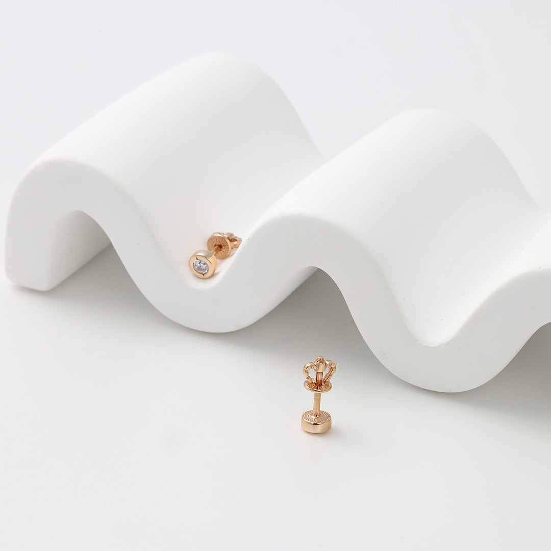 Сережки-вкрутки з кристалами кубічного цирконію з рожевого золота 585 проби (14К)  | Українські ювелірні вироби
