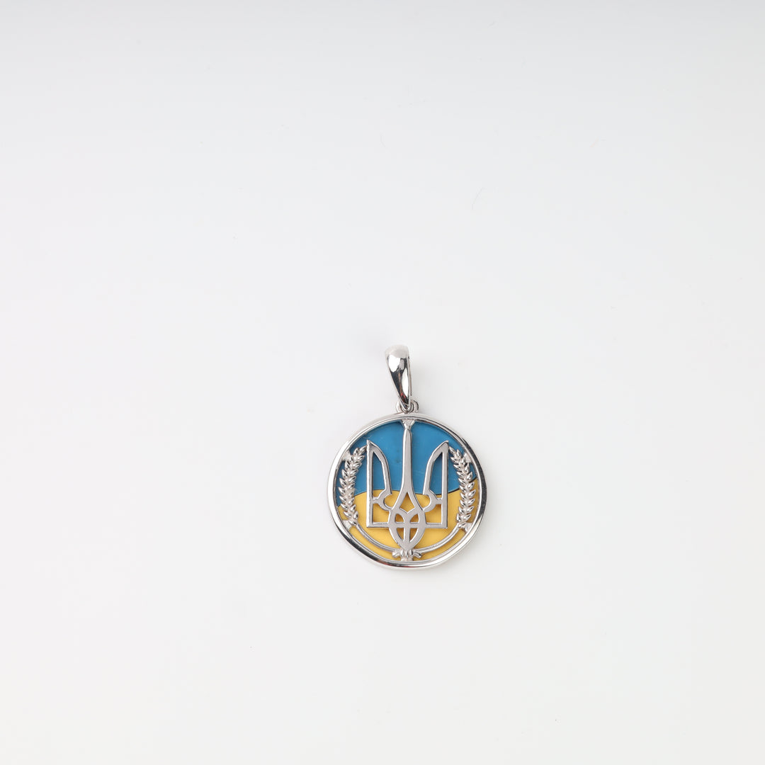 Reversible blue and yellow silver 925 Tryzub pendant, detailed front view