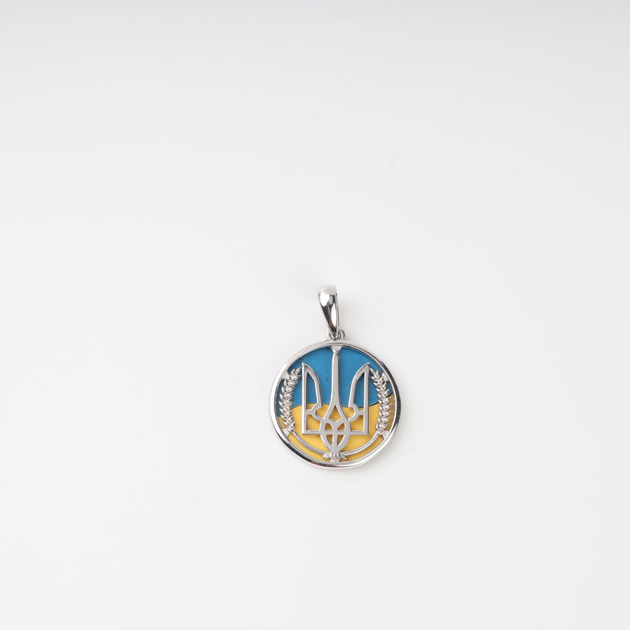 Reversible blue and yellow silver 925 Tryzub pendant, detailed front view