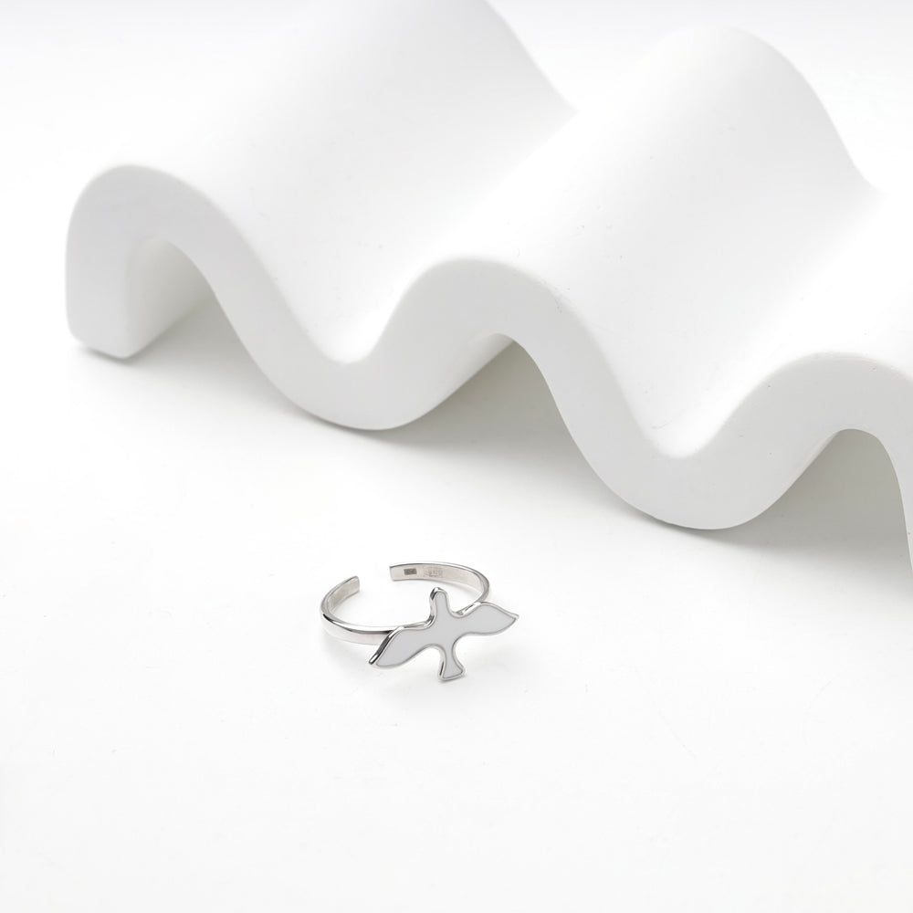 Angled view of the silver 925 bird ring