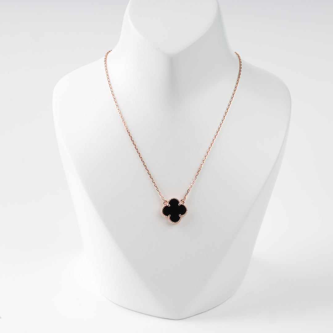 Black Onyx Clover Pendant Necklace 14K (585) Rose Gold | Ukrainian Jewelry
