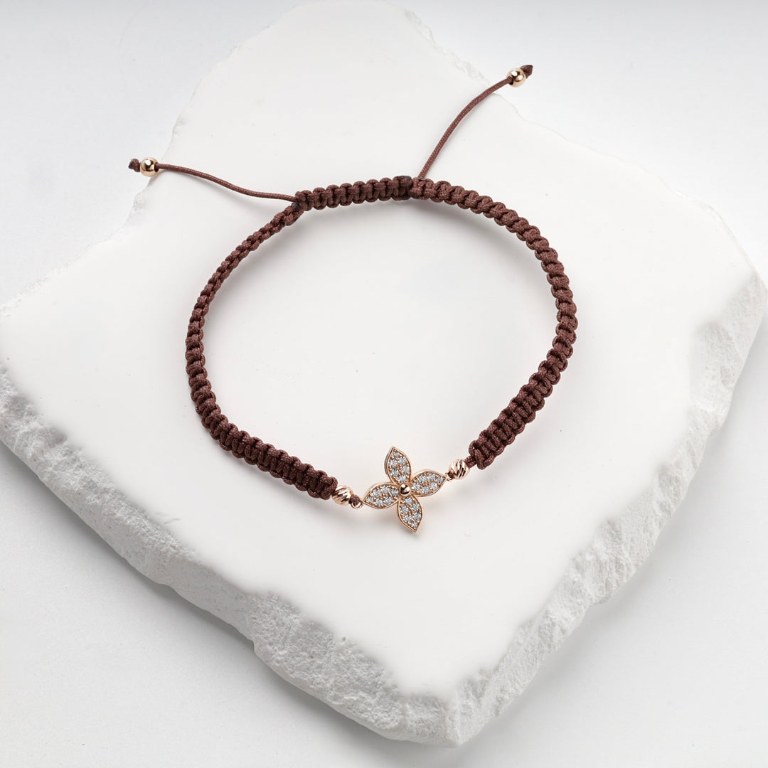 Brown Cord Clover Bracelet with Cubic Zirconia | 14K Rose Gold (585) — clasp detail