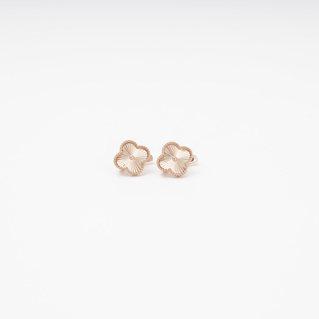 Rose Gold Clover Earrings 14K (585) Diamond-Cut No Stones | Ukrainian Jewelry