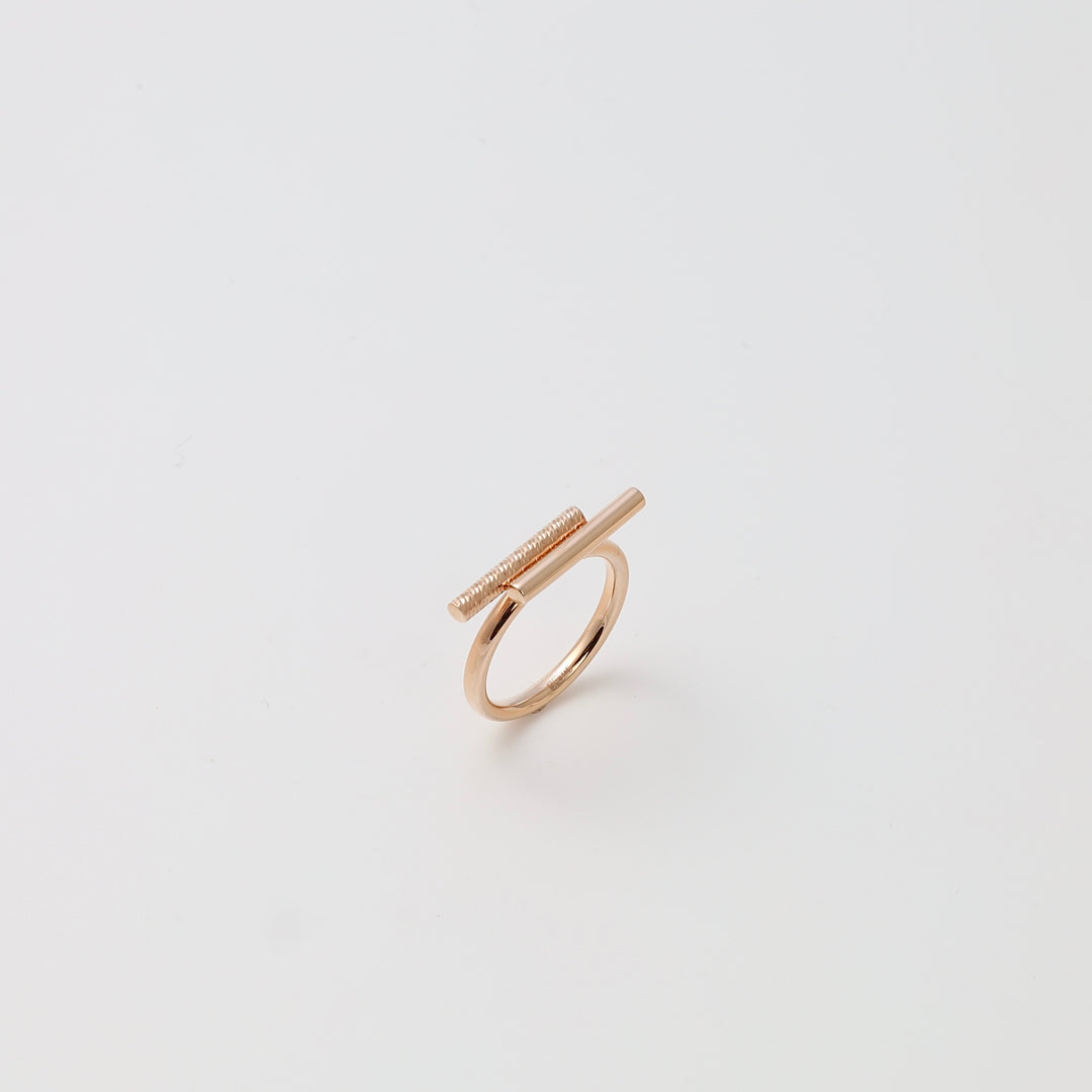 Minimalist 14k gold ring with horizontal bar design on white background, modern Ukrainian Jewelry, simple gold ring gift.